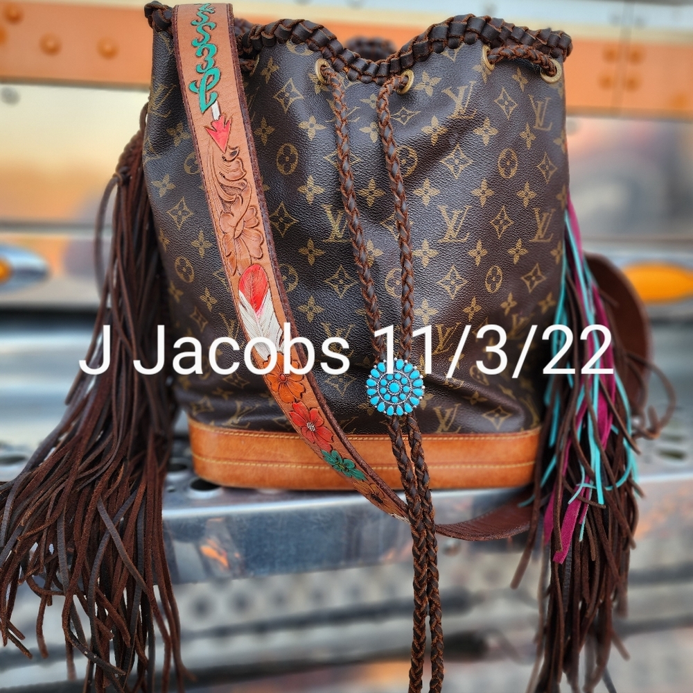 Louis Vuitton large noe